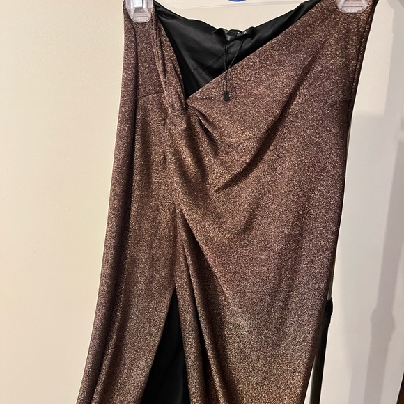 NWOT - Dynamite side knot skirt - Picture 2 of 2